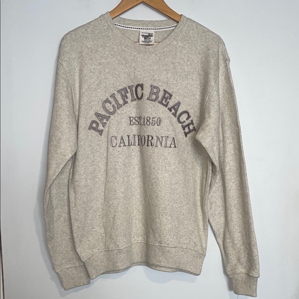 Pacific Beach Cream/Grey Women's Crew Neck Sweater NWT